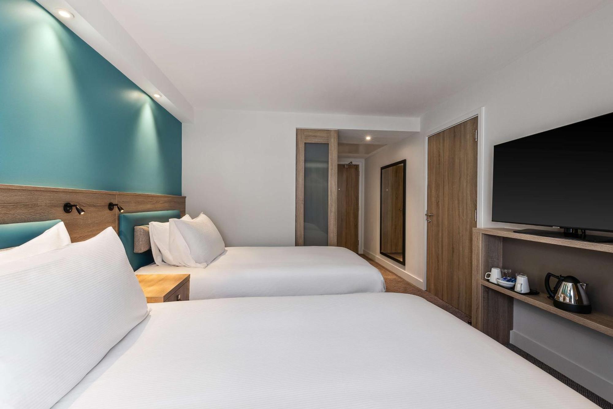 Hampton By Hilton Torquay Hotel Exterior foto