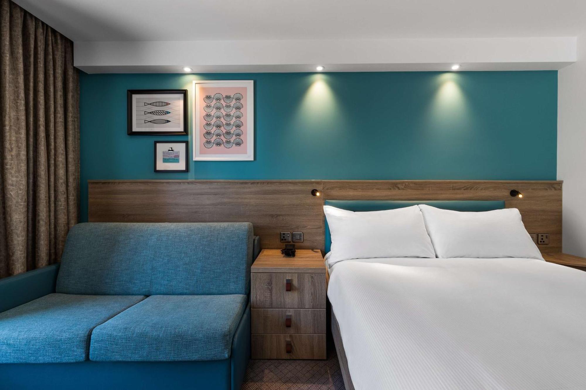 Hampton By Hilton Torquay Hotel Exterior foto