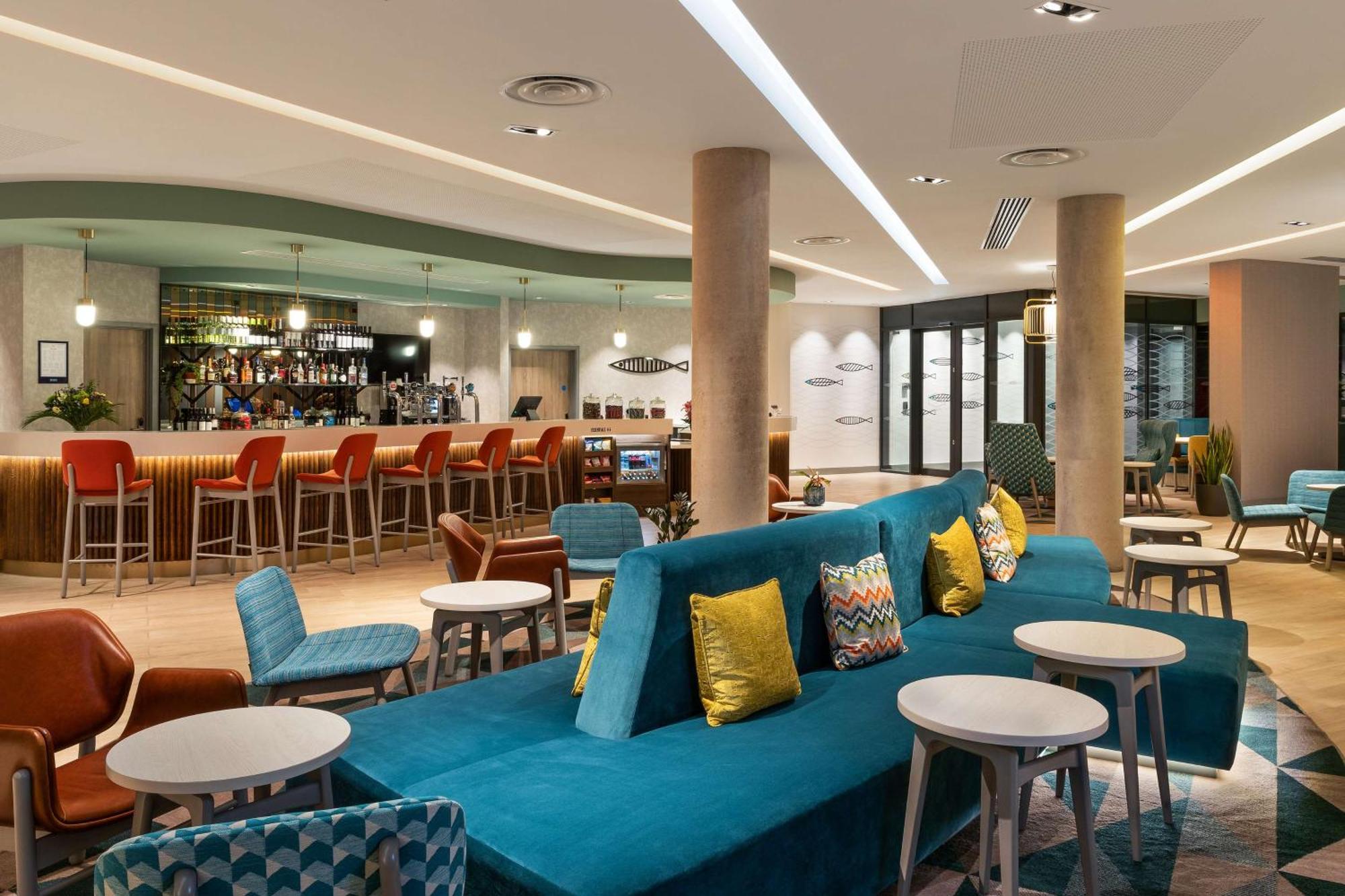 Hampton By Hilton Torquay Hotel Exterior foto