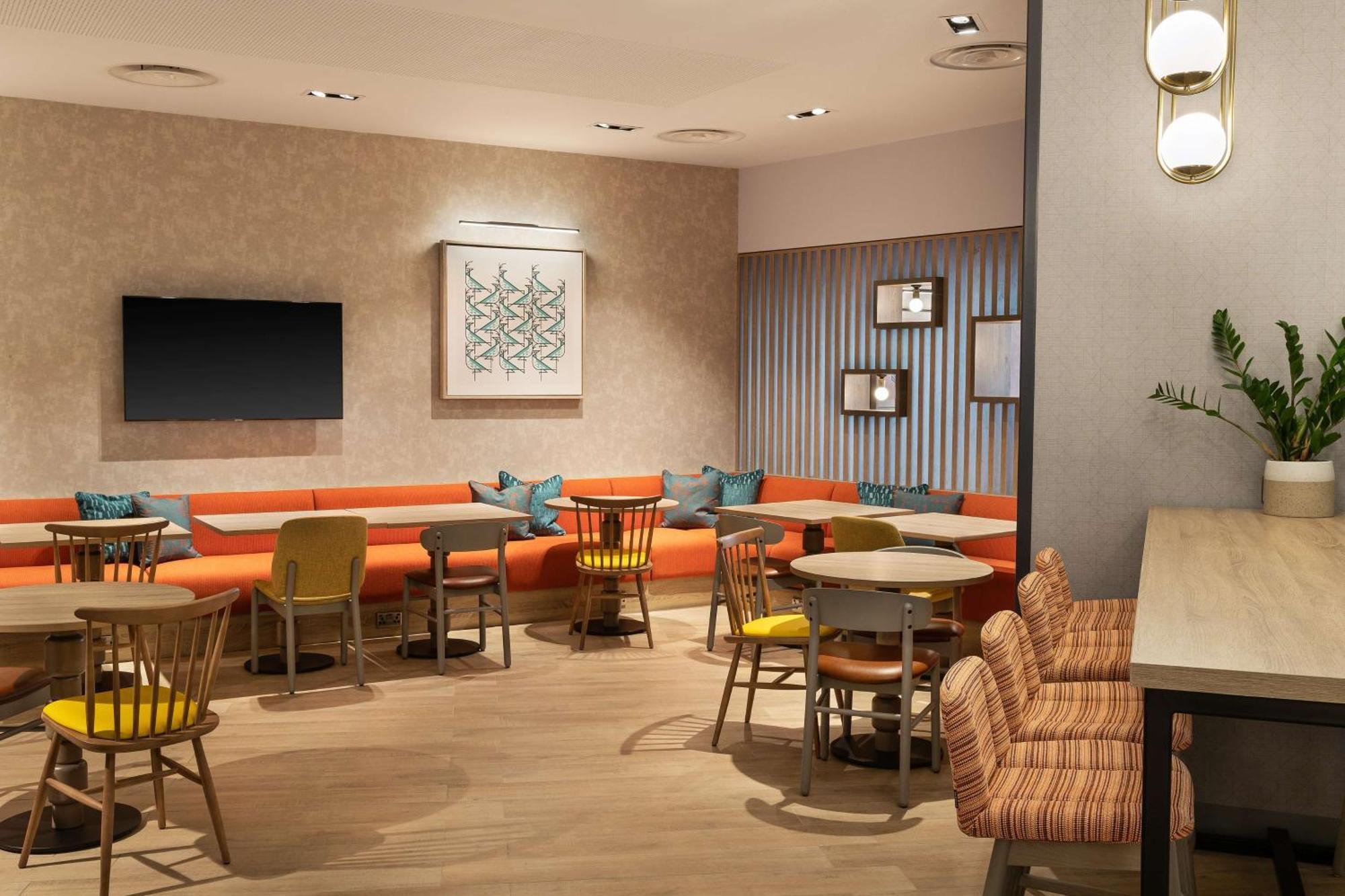 Hampton By Hilton Torquay Hotel Exterior foto
